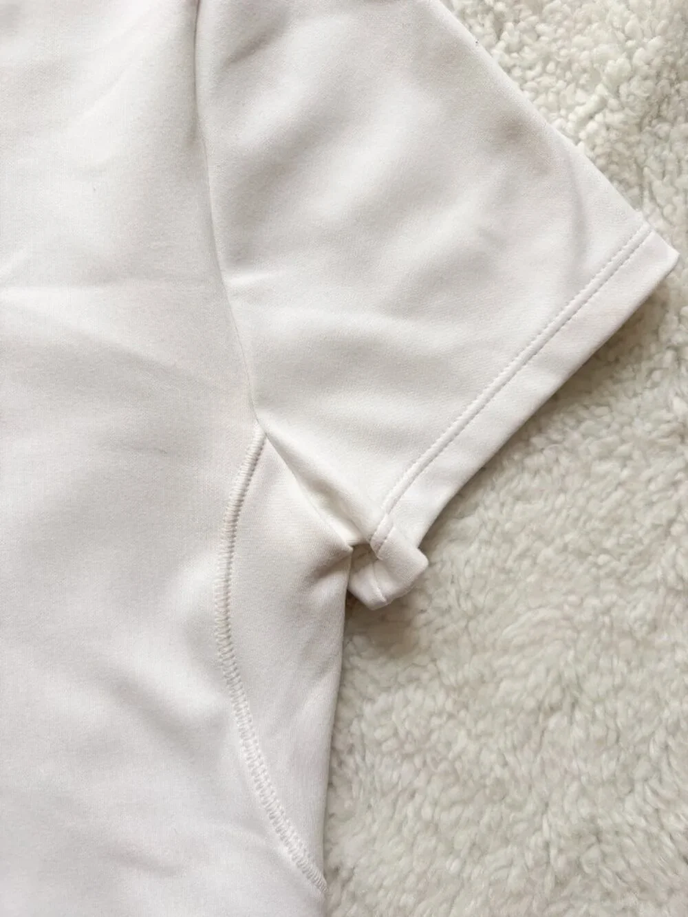 Nike One Dri-FIT Cropped Tee White M Fitted Athletic Top Workout Shirt